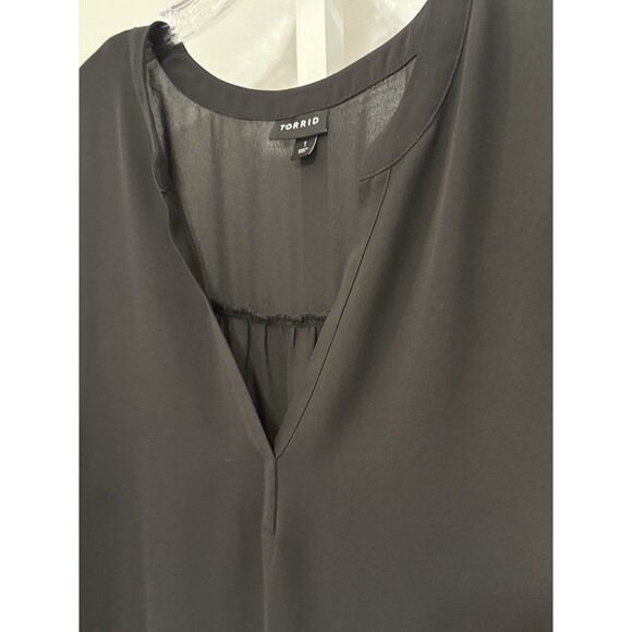 Torrid 1 Black Sheer Chiffon Georgette Blouse | Layered V-Neck Short Sleeve Top - Picture 8 of 9